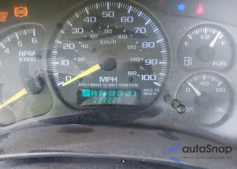 2001 Chevrolet Silverado 1500 Ls z USA, uszkodzony, nr VIN 2GCEC19T411117361